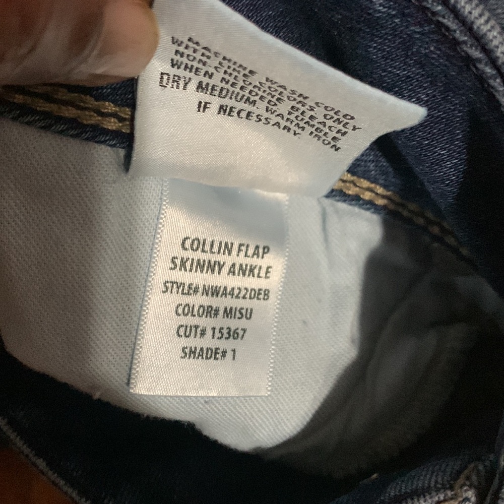Hudson Collin Flap Mid-Rise Skinny Ankle Jean - Picture 7 of 11